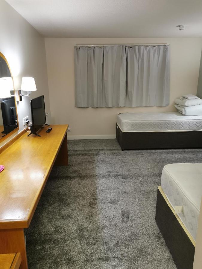 Thurrock Hotel M25 Services Aveley Exteriör bild