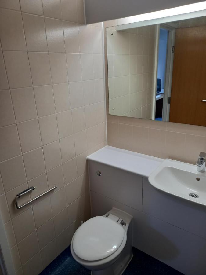 Thurrock Hotel M25 Services Aveley Exteriör bild