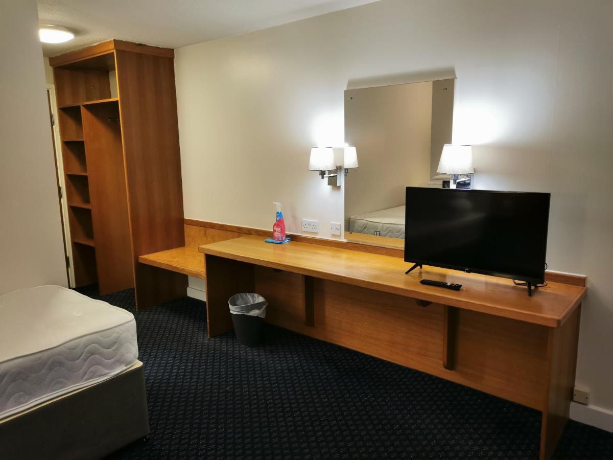 Thurrock Hotel M25 Services Aveley Exteriör bild